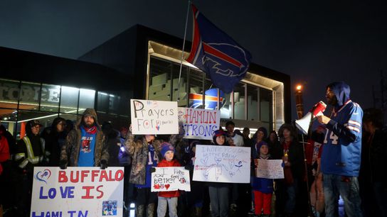 Bedard: The challenge is immense, but the Patriots can win this game vs. Bills taken at BSJ Headquarters (Patriots)